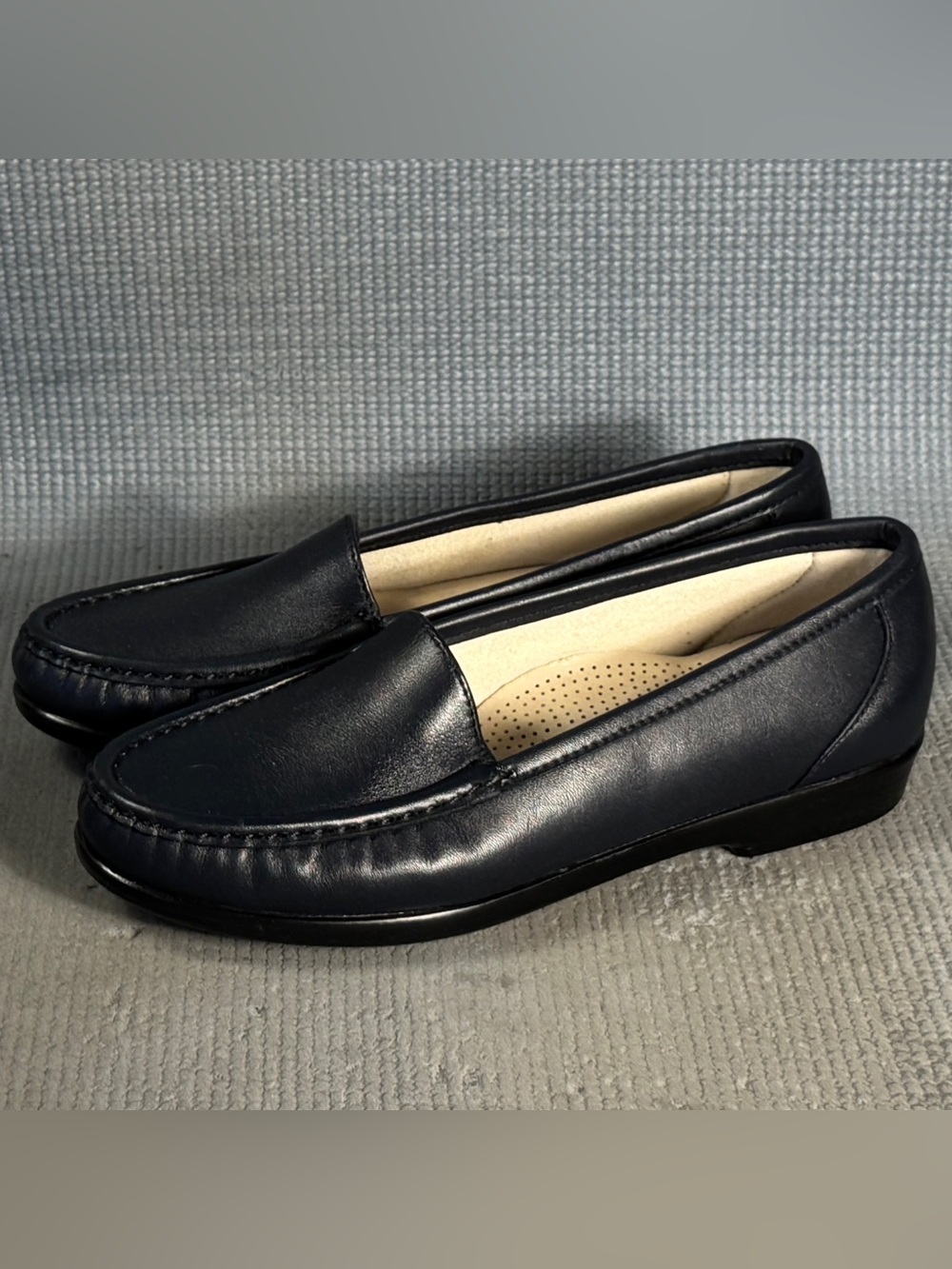 SAS Simplify Women’s Navy Blue Everyday Loafer Shoes Size 7.5 Wide